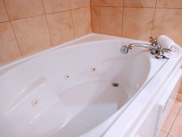 Jetted Tub Replacement in Milford